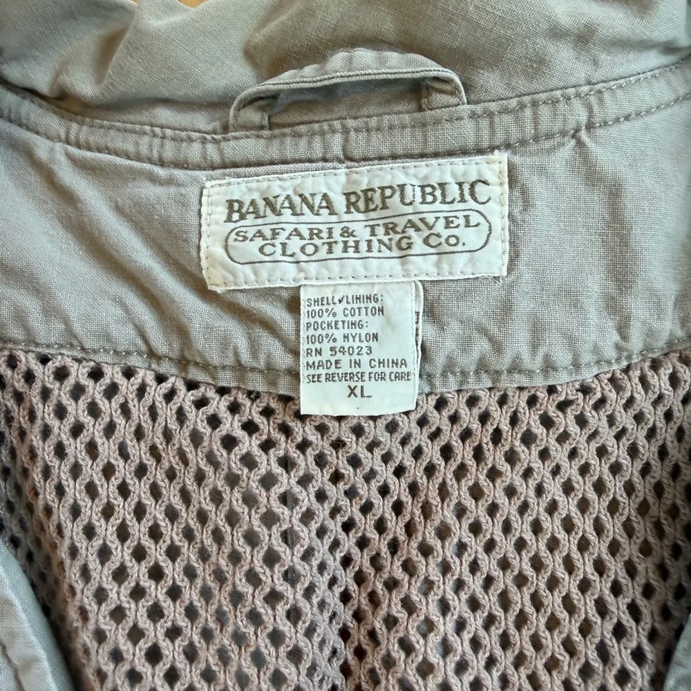 Vintage Banana Republic Safari & Travel Co. Hunting Fishing Khaki Vest Size XL